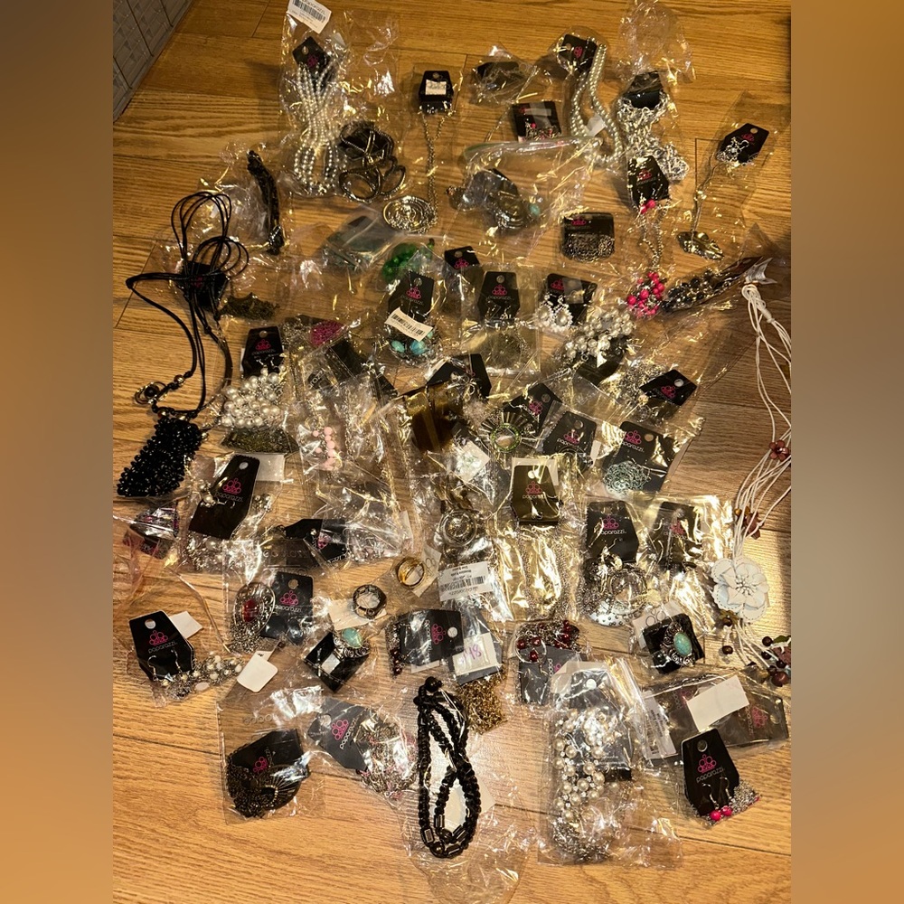 Paparazzi Jewelry Collection - Black, Silver, Gold, Pink